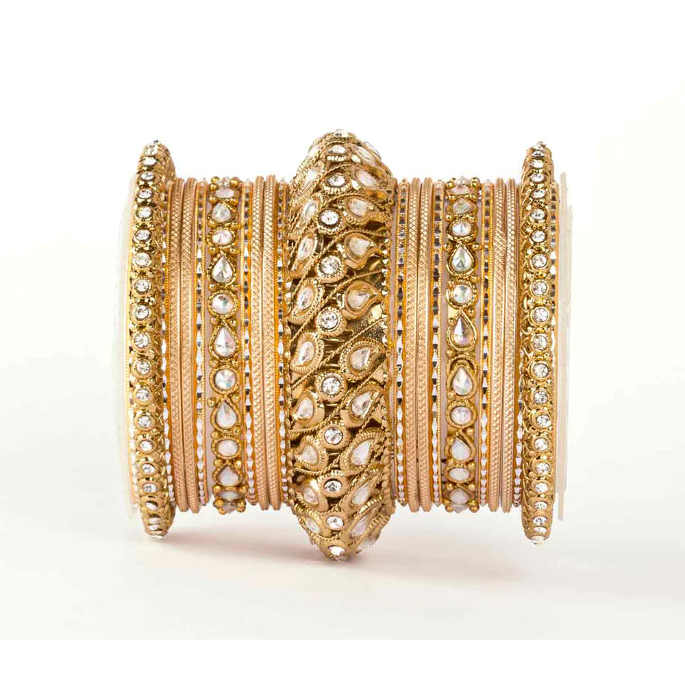 Traditional All Kundan Bangle Set For One Hand - Image 5