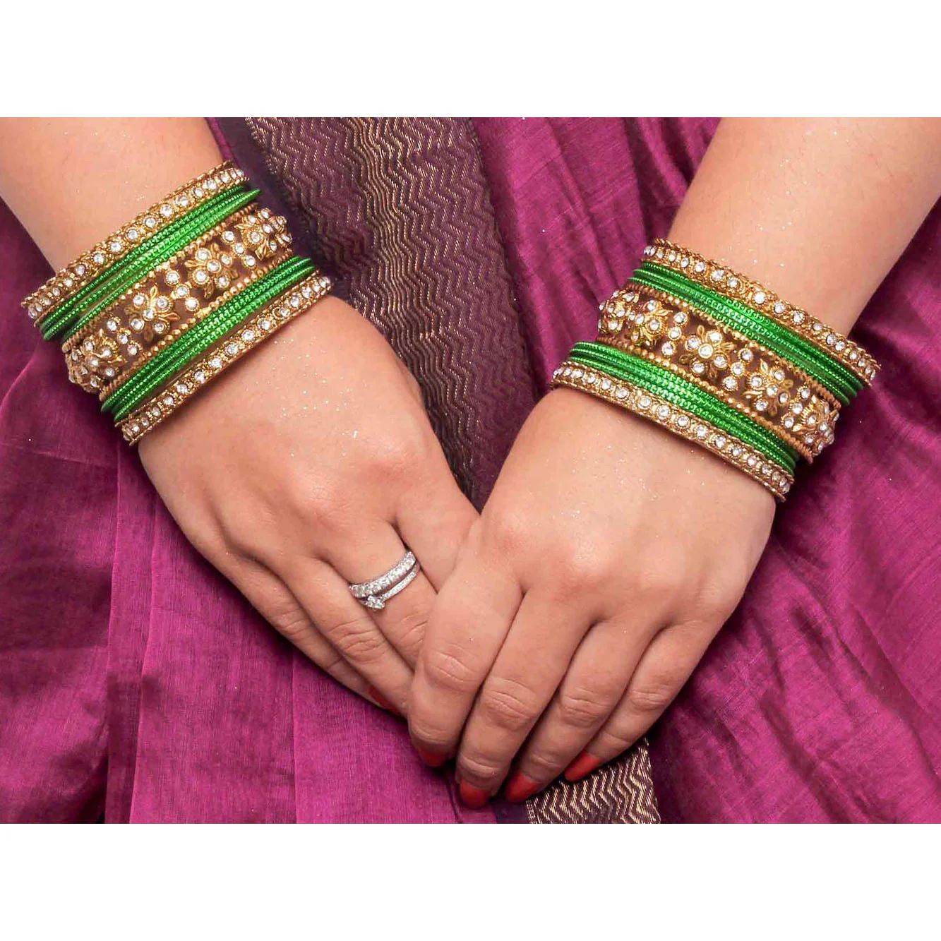 Traditional Colored Flower Pattern Bangle Set - Image 6