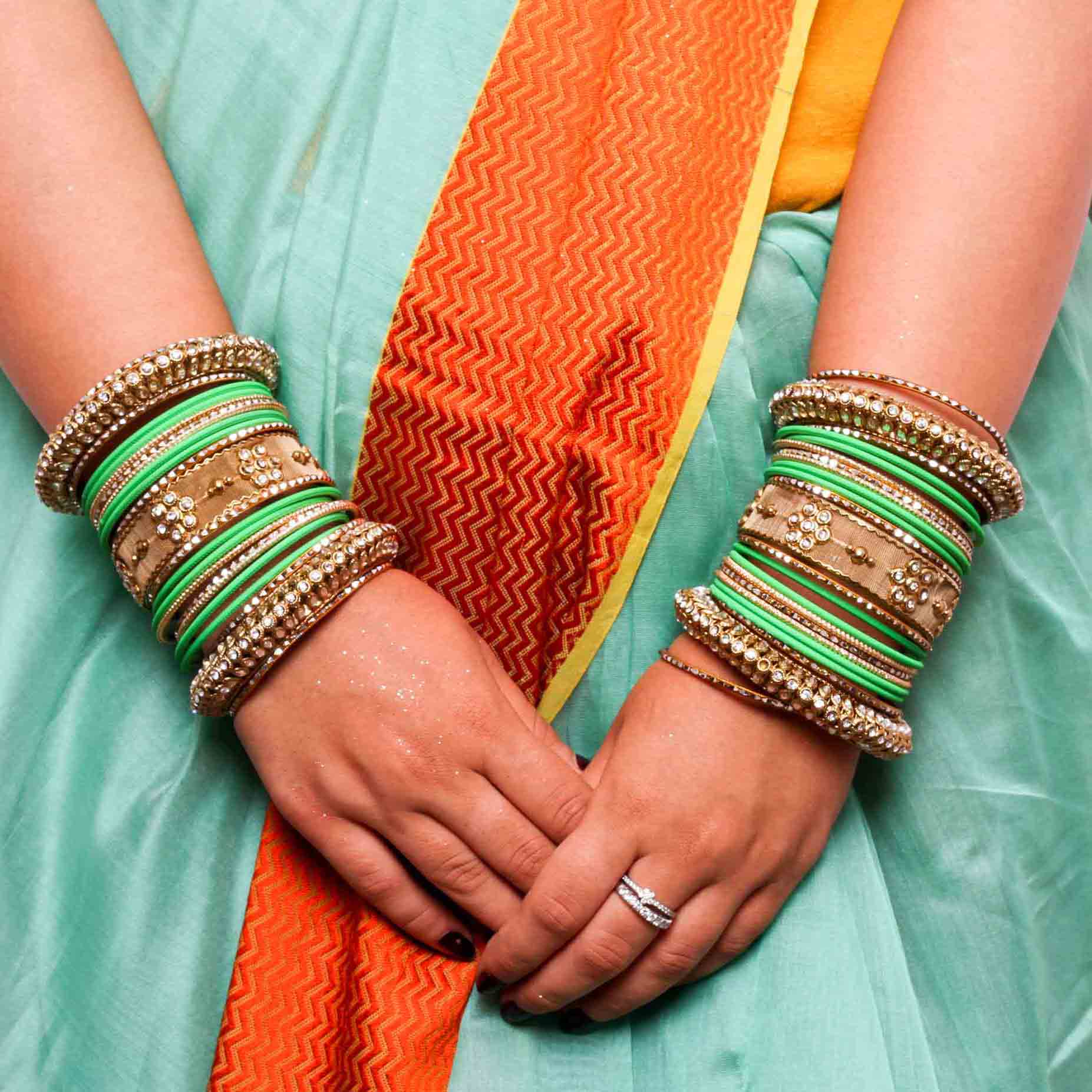 Set of 2 Traditional Matte Finish Kundan Bangle Set - Image 3